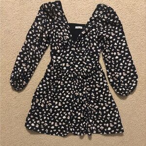 Abercrombie & Fitch Black and Cream Patterned Dress